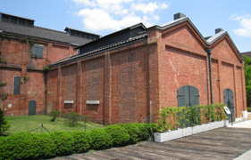 赤レンガ建築(旧製土工場)<明治37年築>